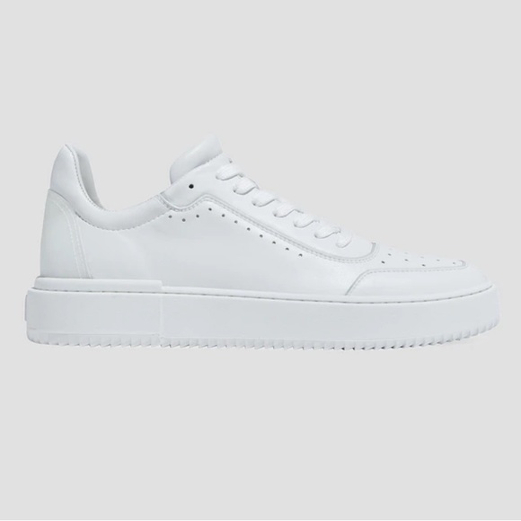 Stuart Weitzman Ryan perforated leather sneakers - Picture 2 of 9